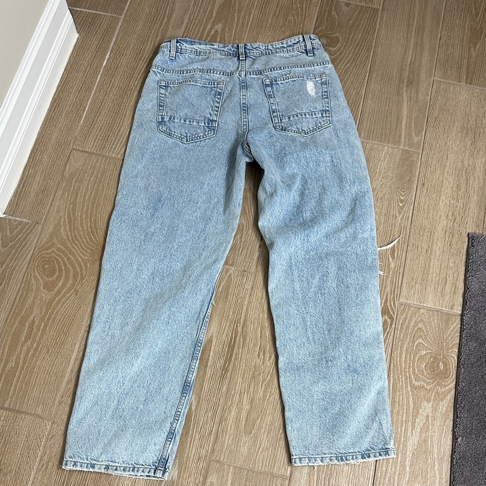 Cotton On Baggy Light Blue Distressed Jeans - Picture 4 of 9